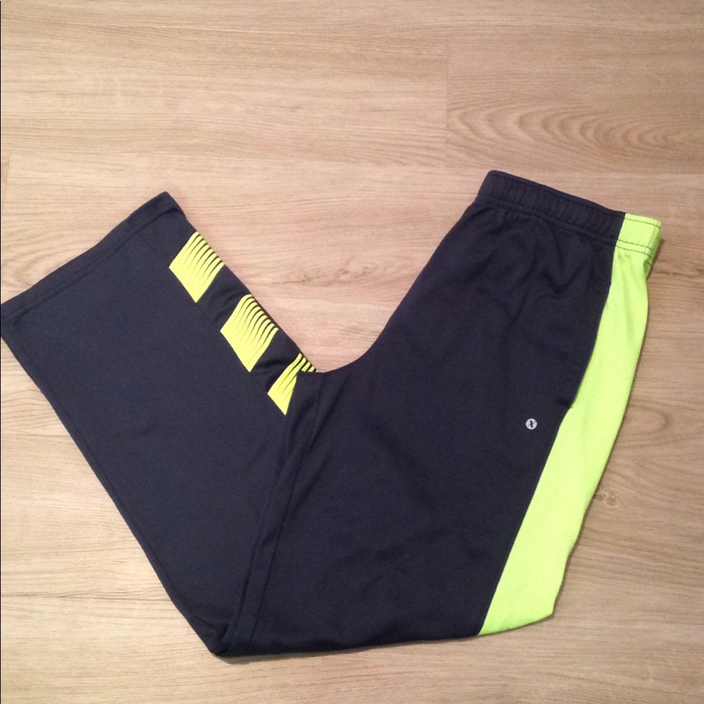 Boys Athletic Pants--EXCELLENT CONDITION--Size XL